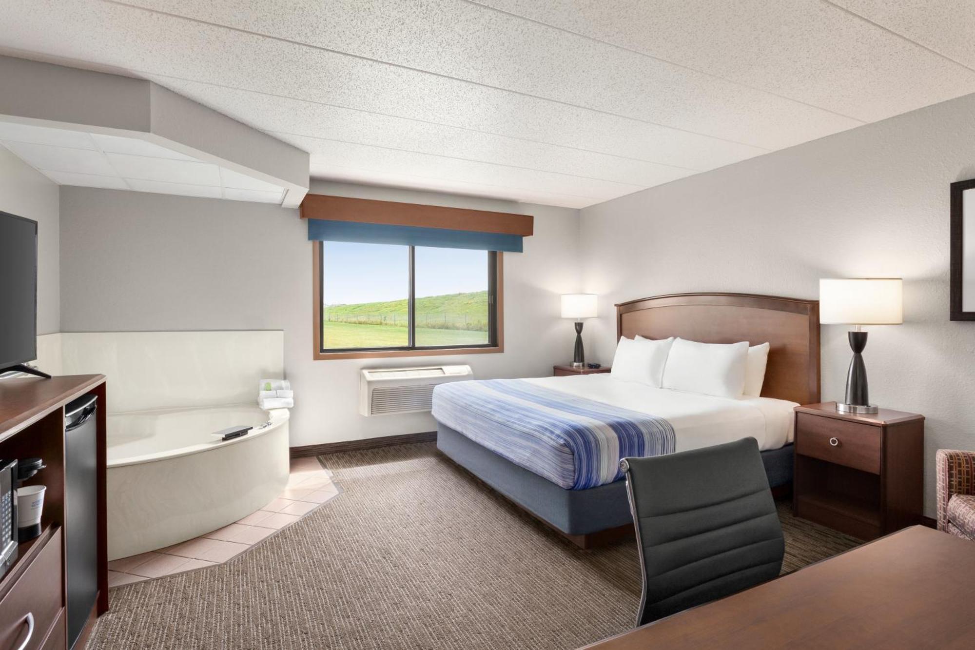 Americinn By Wyndham Fergus Falls Conference Center Rom bilde